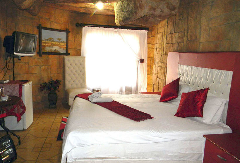 Hotel African Cave Lodge 5