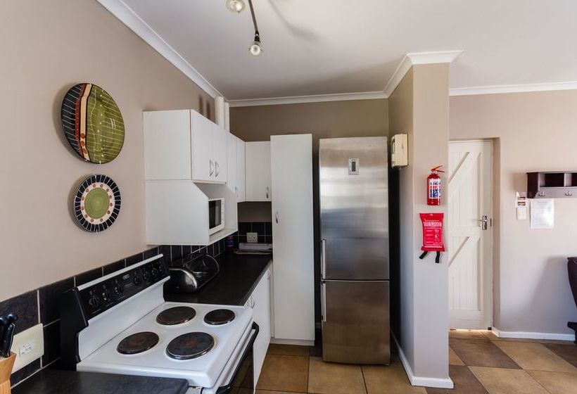 Pension Abalone Place Guest House 12