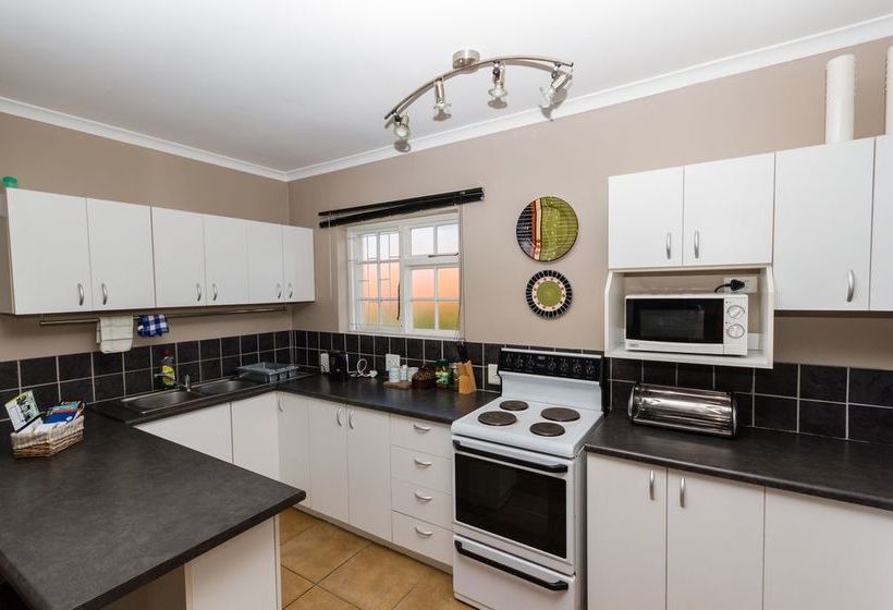 Pension Abalone Place Guest House 13