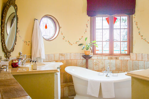 Hotel Flycatcher Castle 17