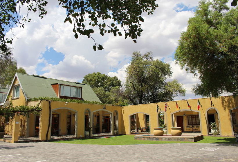 Pensión 17 On Bird Guest House Beaufort West