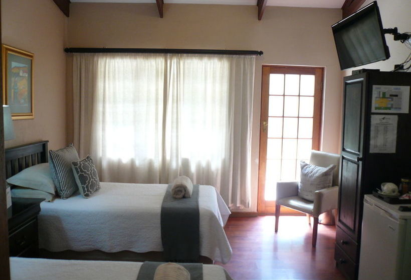 Pension 17 On Bird Guest House 2