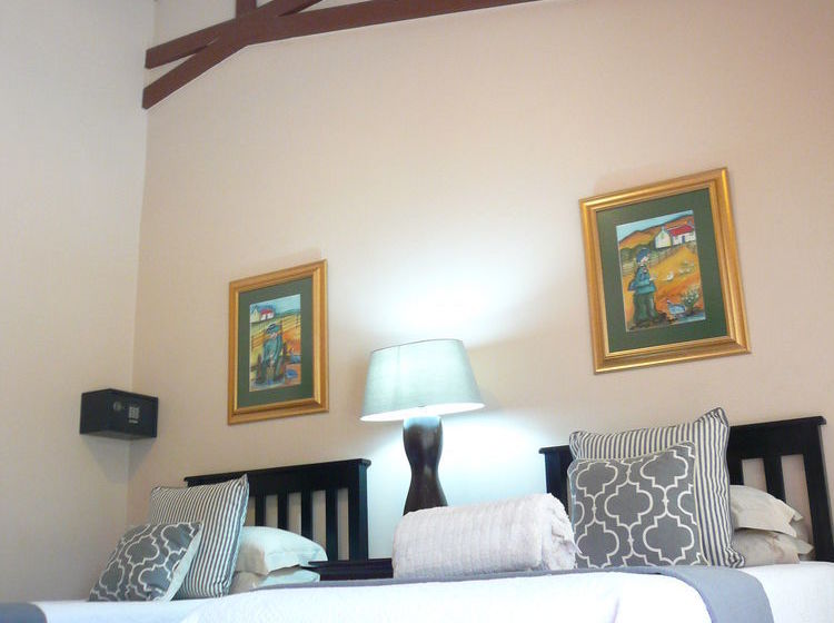 Pension 17 On Bird Guest House 3