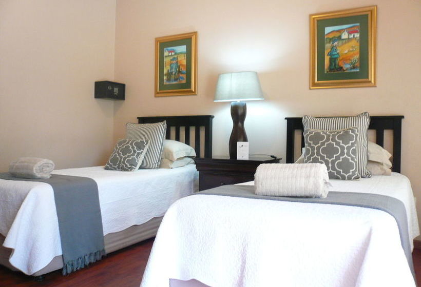 Pension 17 On Bird Guest House 5