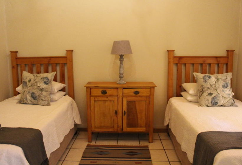 Pension 17 On Bird Guest House 9