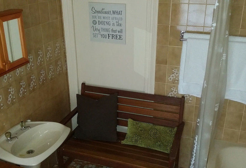 Pension 44 Memorial Manor 13