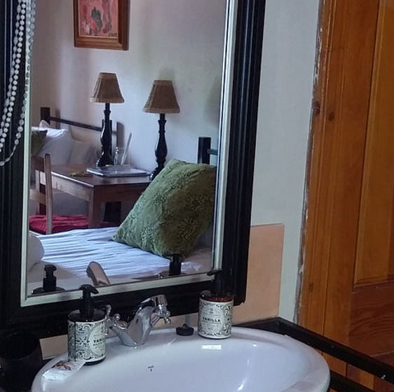 Pension 44 Memorial Manor 14