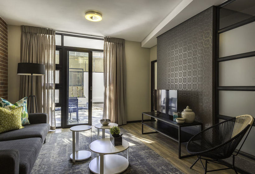 C.a.g The Vantage 11