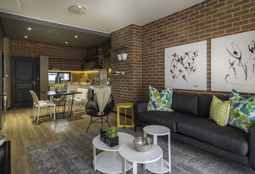 C.a.g The Vantage 13