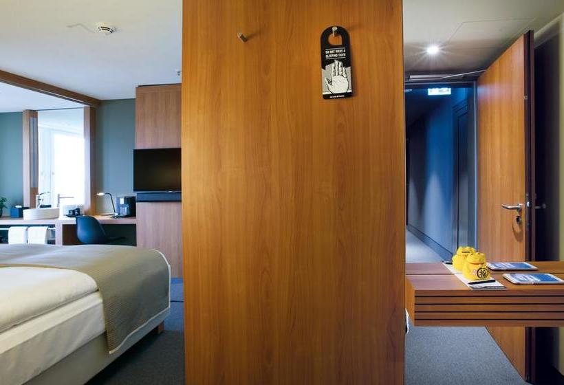 Me And All Hotel Düsseldorf 13