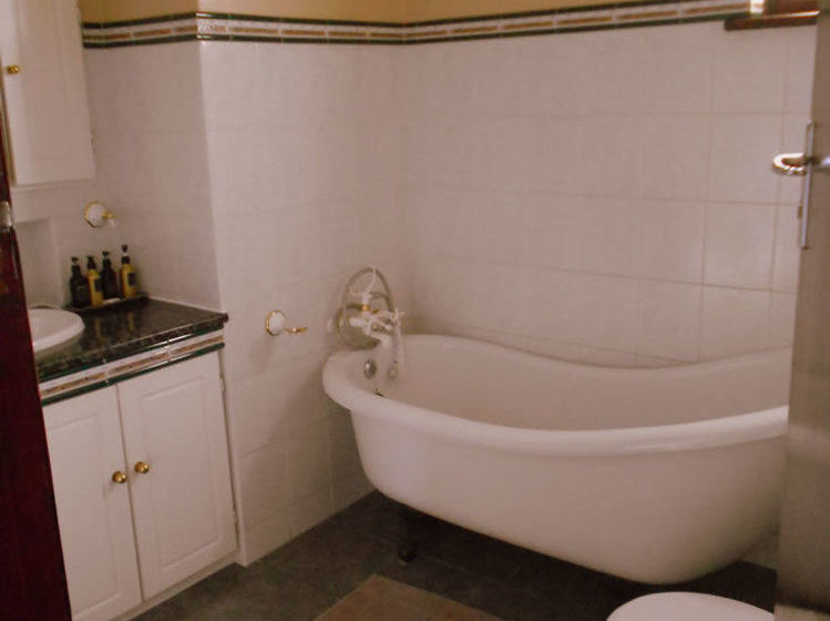 Fort Amity Bed And Breakfast 8