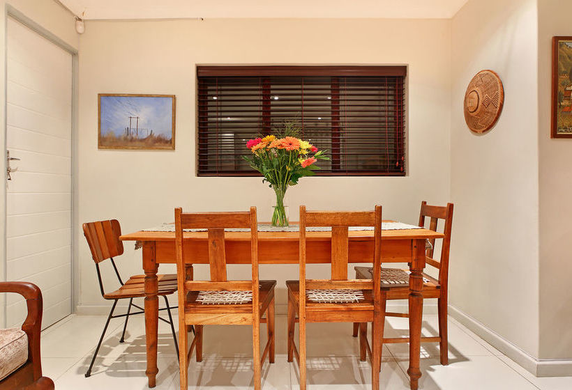 Afribode Acc Dysart Cottage 6