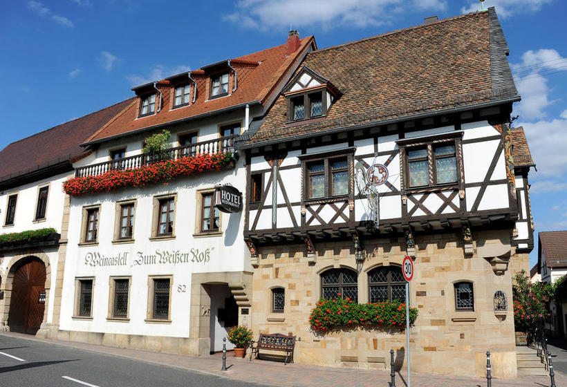 Hotel Weinkastell Zum Weissen Ross 2