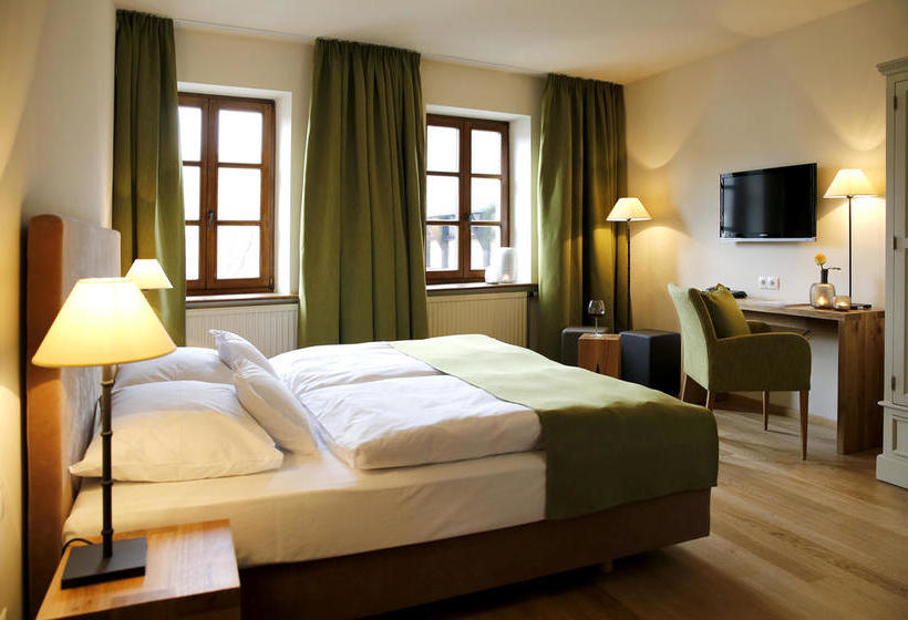 Hotel Weinkastell Zum Weissen Ross 3