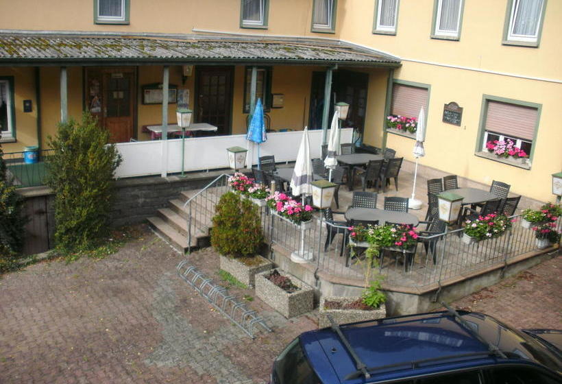 Landhotel Zum Schiff 1