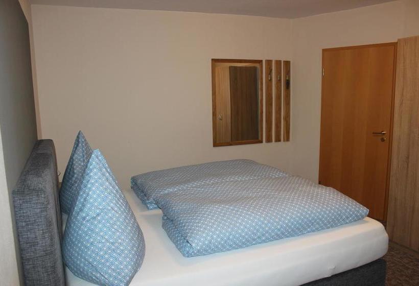 Hotel Gasthaus Zur Waldesruh 5