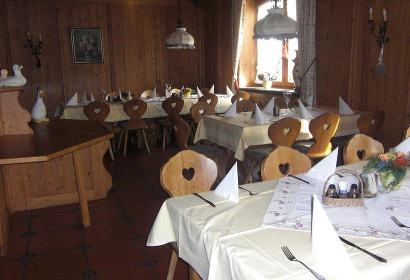 Hotel Restaurant Eifelstube 10