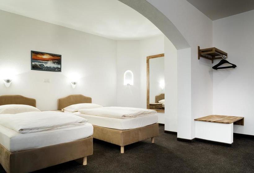 Hotel Echinger Hof 1