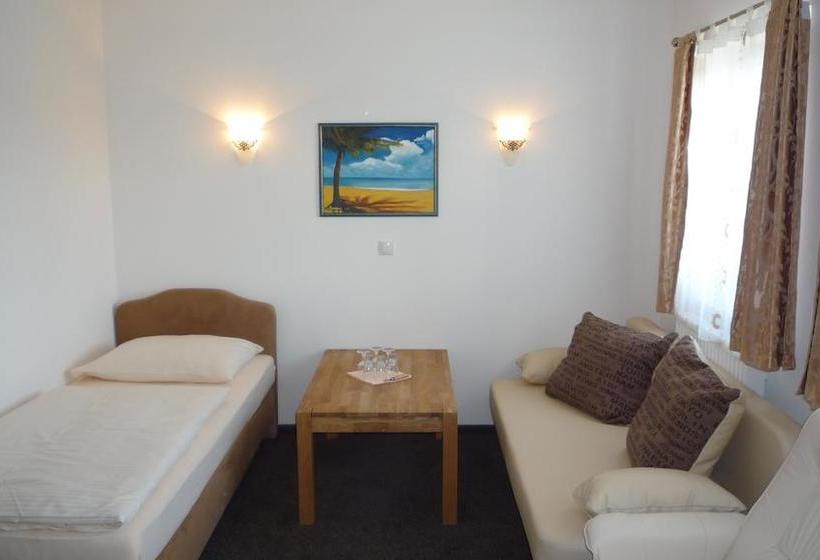 Hotel Echinger Hof 9