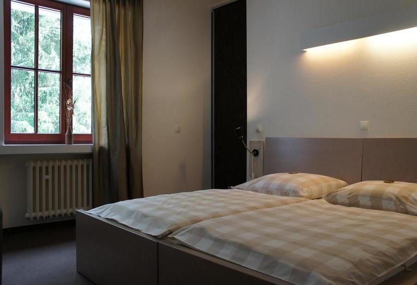 Waldhotel Am Nürburgring 13