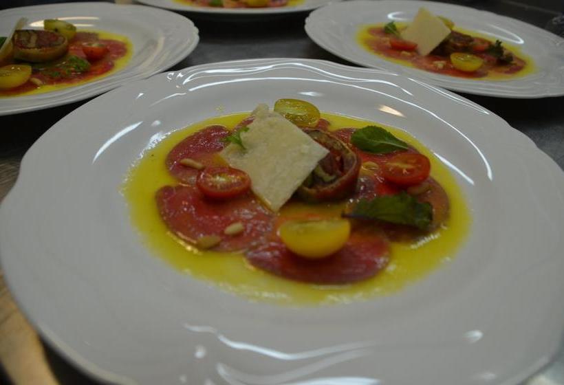 Hotel Restaurant Dombäcker 7