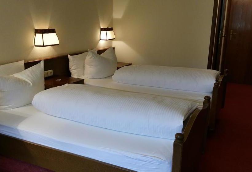 Hotel Landhaus Oberaurach 13