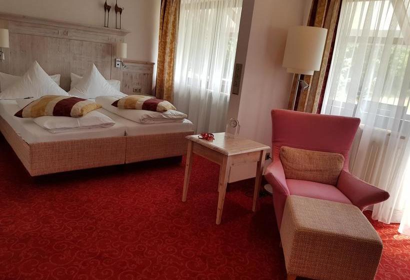 Hotel Landhaus Oberaurach 14