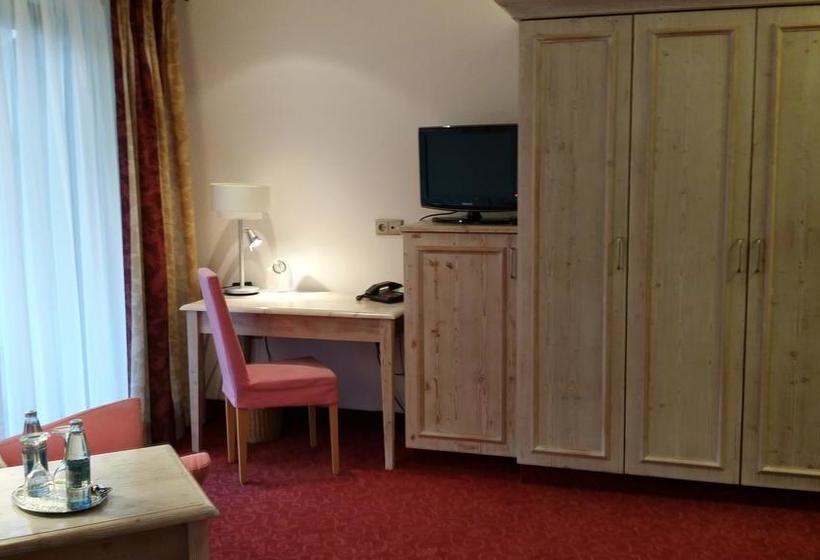 Hotel Landhaus Oberaurach 15