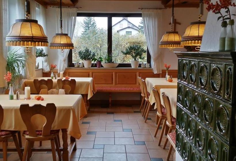 Hotel Landhaus Oberaurach 18