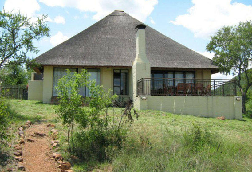 Leselo La Bontshi Lodge 1