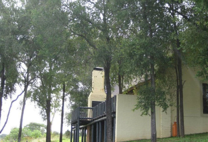 Leselo La Bontshi Lodge 2