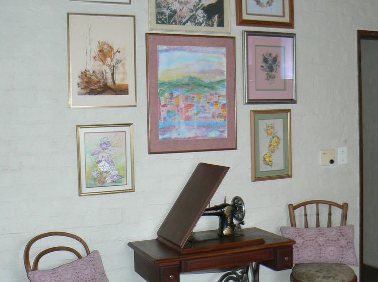 Pension Hennie's Rest 8