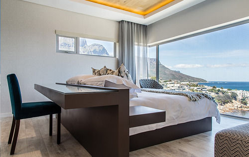 62 Camps Bay