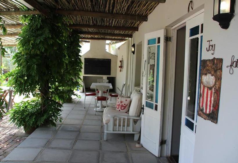 La Montagne Bed & Breakfast 11