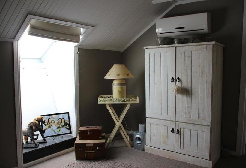 La Montagne Bed & Breakfast 8