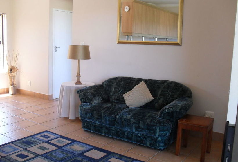 8 Royal Palm Bed & Breakfast 10