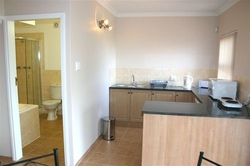 8 Royal Palm Bed & Breakfast 11