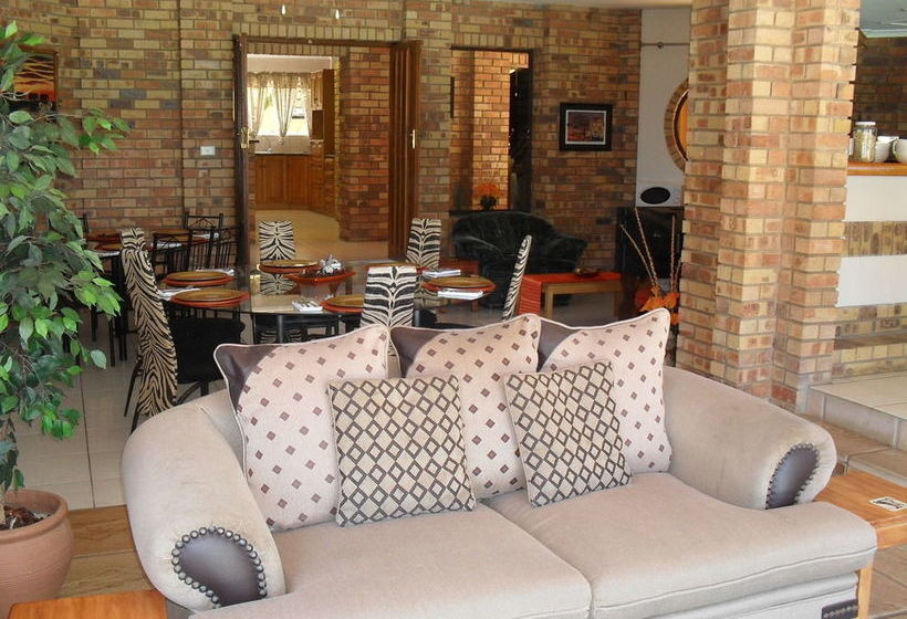 8 Royal Palm Bed & Breakfast 18