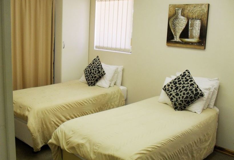 8 Royal Palm Bed & Breakfast 6