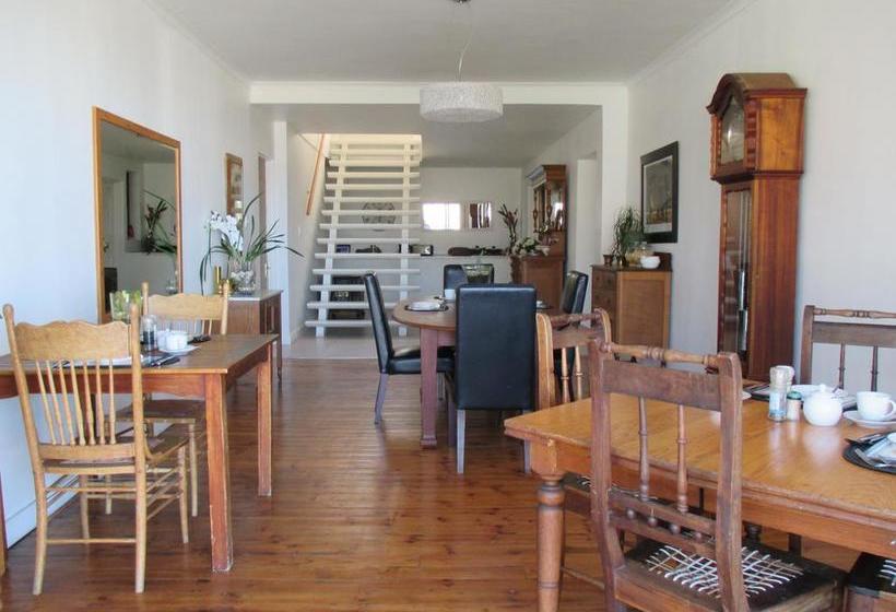 Bed & Breakfast Radium Hall 1