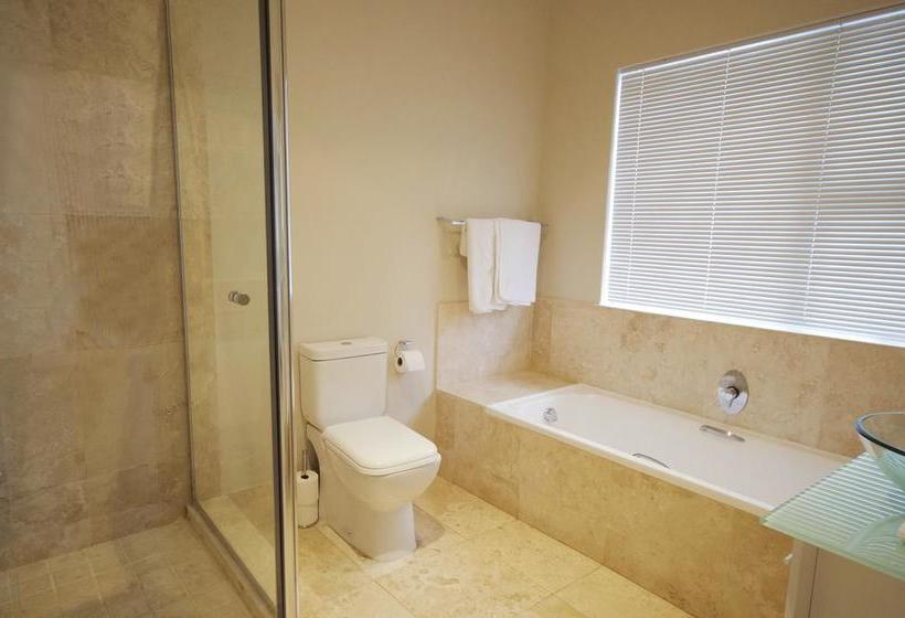 Pension 61 On Camps Bay 15