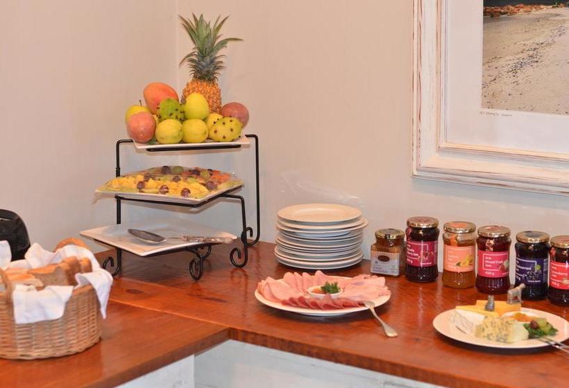 Pension 61 On Camps Bay 6