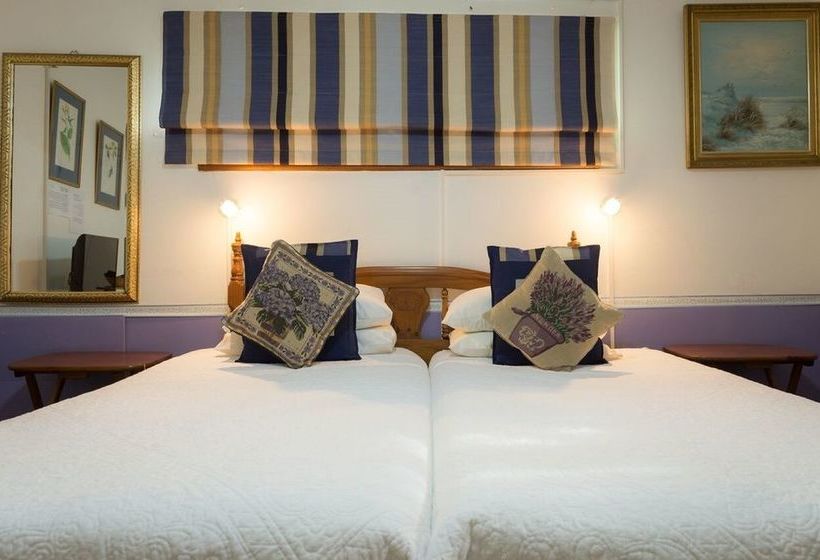 Jean-lee Bed & Breakfast 16