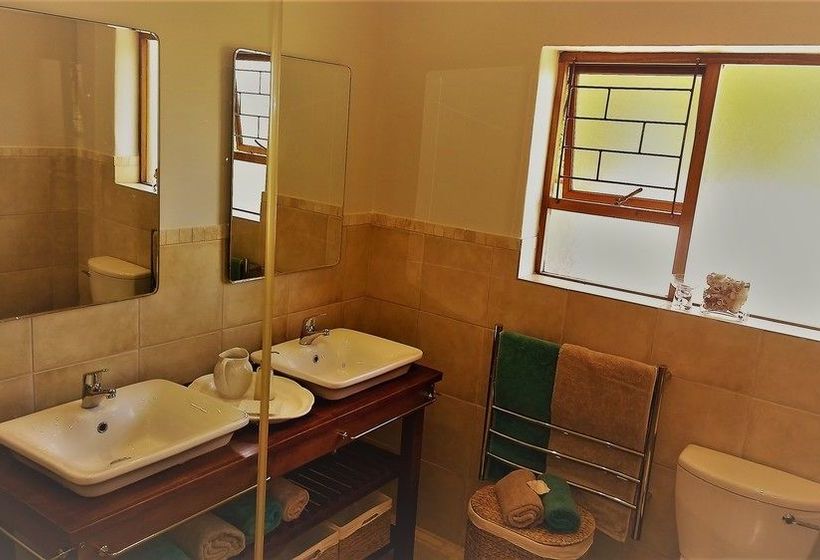 Theebos - Self Catering Apartments 13