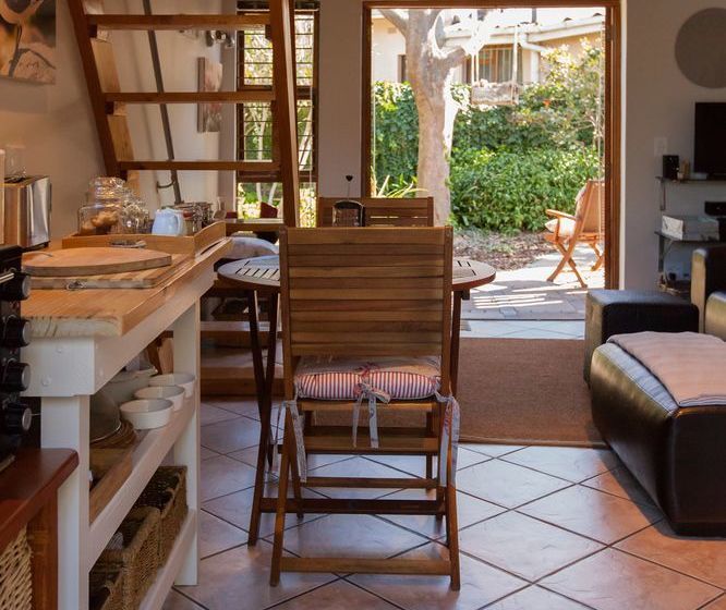 Theebos - Self Catering Apartments 16