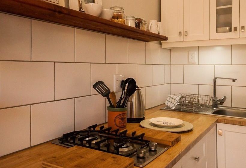 Theebos - Self Catering Apartments 5