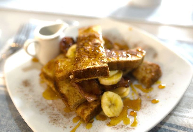 Pensão Sunset Decks 12