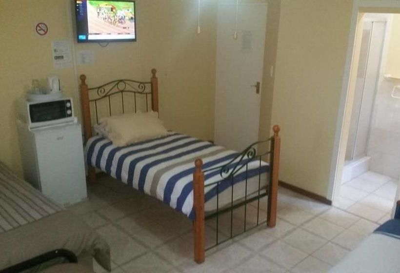 Pension Ebenezer Guest House Bluewater Bay 11