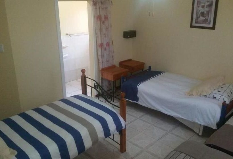 Pension Ebenezer Guest House Bluewater Bay 20