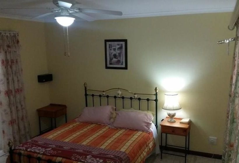 Pension Ebenezer Guest House Bluewater Bay 4